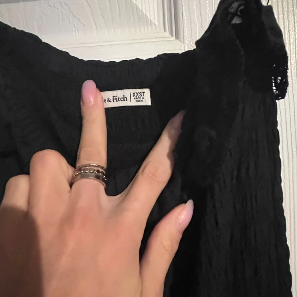 NWOT Abercrombie strapless black lace trim maxi linen dress